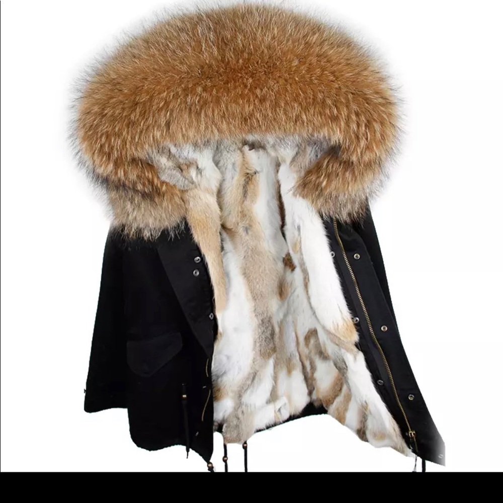 Woman’s winter coat size XL. Runs small!
